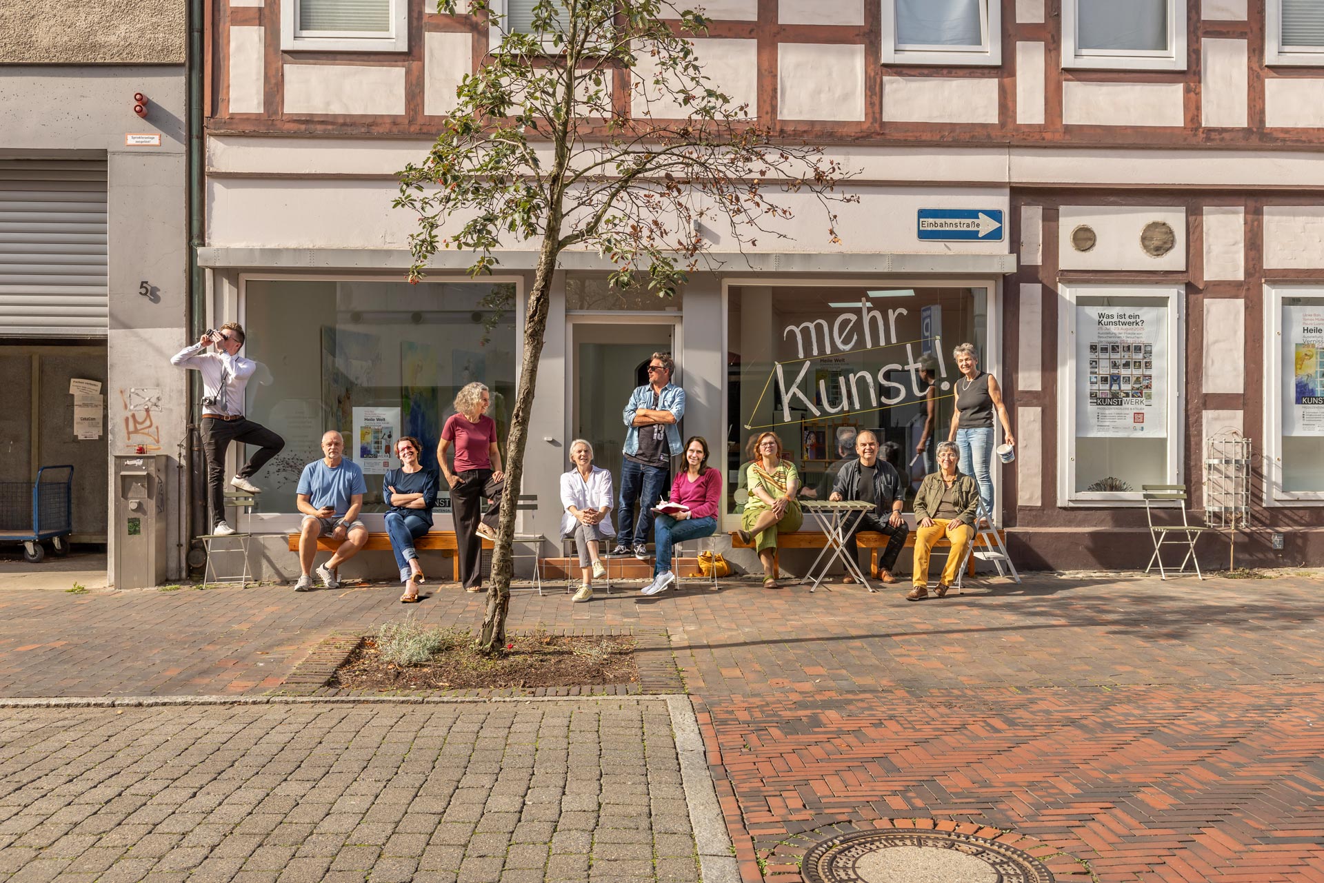 Heile Welt – Ausstellung im KUNSTWERK Uelzen mit Arbeiten von Paula Luana Bals, Ulrike Bals und Tomas Müller-Thomsen.